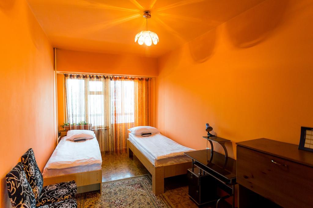 Ussr Hostel Bisjkek Rom bilde