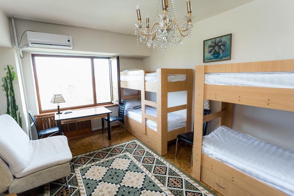 Ussr Hostel Bisjkek Rom bilde